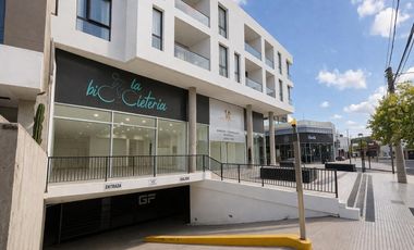 ALQUILER ANUAL – LOCAL COMERCIAL GASTRONOMICO EN PASEO 4