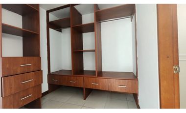 ARRIENDO APARATMENTO LA VEGA