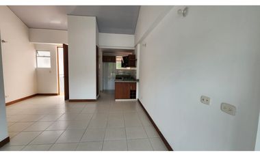 ARRIENDO APARATMENTO LA VEGA