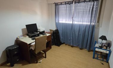 Departamento 3 ambientes al frente en Lanus Este