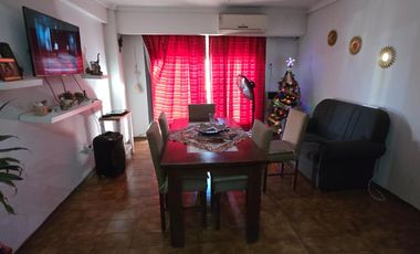 Departamento 3 ambientes al frente en Lanus Este