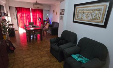 Departamento 3 ambientes al frente en Lanus Este