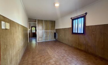 Chalet 4 Ambientes con Parque y Quincho