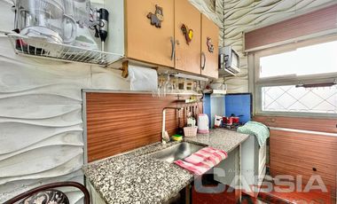 CASA DESARROLLADA EN UNA PLANTA DOS DORMITORIOS, PATIO Y TERRAZA