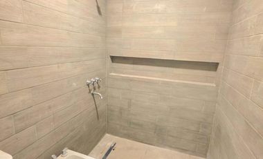 Casa a estrenar 3D, Belisario Roldan 1ra cuadra alt Av Mate de Luna 4100. zona parque Guillermina