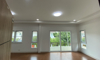 Single house for sale Supalai Moda Project Muang Ubon Ratchathani, renovated, 2-story detached house, surrounded by community areas. Convenient transp