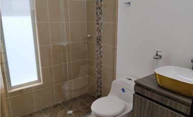 ARRIENDO CASA 160 M2 3 PISOS - EL CEDRO - CHIA