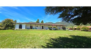 Casa campestre ubicada en el municipio de El Carmen de Viboral