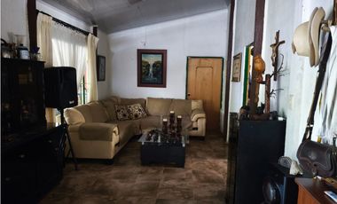 VENTA DE FINCA CON HOTEL Y CASA EN MONTENEGRO QUINDO