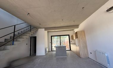 Venta Duplex 2 Dormitorios en Tierra Mansa