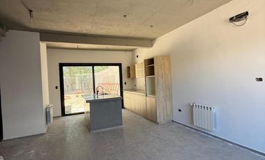Venta Duplex 2 Dormitorios en Tierra Mansa