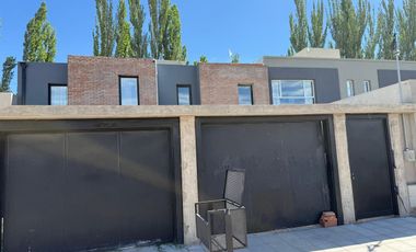Venta Duplex 2 Dormitorios en Tierra Mansa