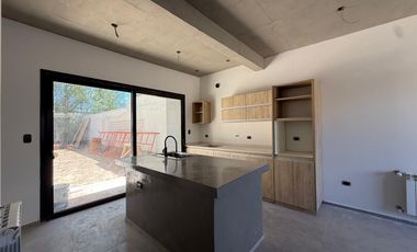 Venta Duplex 2 Dormitorios en Tierra Mansa