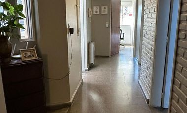 Casa en venta en General Paz 1100