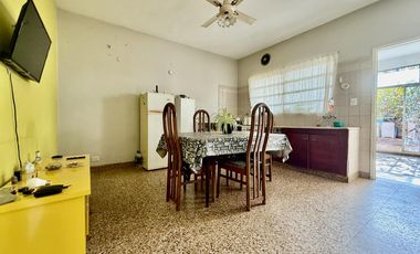 venta-Casa - PH , Ramos Mejia-patio- quincho- garage- amplia terraza-5 ambientes-ph-lote propio-