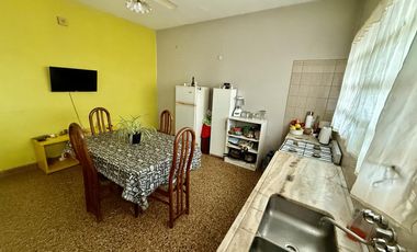 venta-Casa - PH , Ramos Mejia-patio- quincho- garage- amplia terraza-5 ambientes-ph-lote propio-