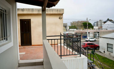 CASA + 5 DEPARTAMENTOS - MITRE 788 - ZONA CENTRO - MADRYN