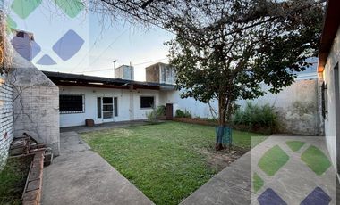Casa en  Casiano Calderon