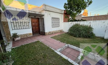 Casa en  Casiano Calderon