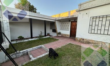 Casa en  Casiano Calderon