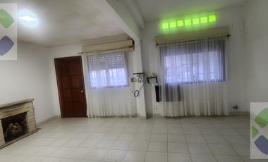 Casa en  Casiano Calderon