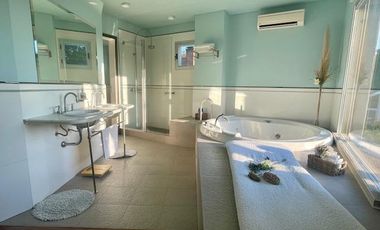 VENTA casa moderna con spa y piscina en Fincas de Iraola Lote Central