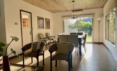 VENTA casa moderna con spa y piscina en Fincas de Iraola Lote Central