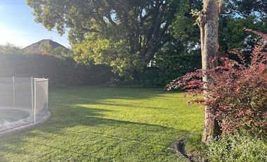 VENTA casa moderna con spa y piscina en Fincas de Iraola Lote Central