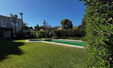 VENTA casa moderna con spa y piscina en Fincas de Iraola Lote Central