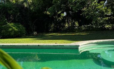 VENTA casa moderna con spa y piscina en Fincas de Iraola Lote Central