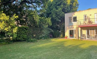 VENTA casa moderna con spa y piscina en Fincas de Iraola Lote Central