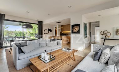 Casa en Las Liebres, 3 dormitorios, jardin y piscina