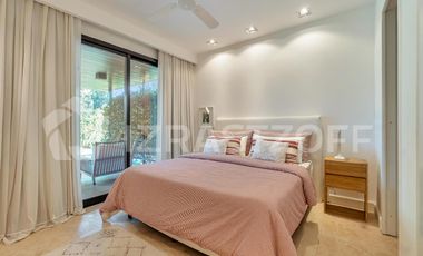 Casa en Las Liebres, 3 dormitorios, jardin y piscina