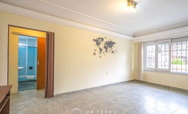Casa en Bernardino Rivadavia