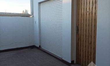 Venta Casa con Dpto   2 Locales Comerciales - Pleno Centro de Cinco Saltos