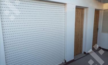 Venta Casa con Dpto   2 Locales Comerciales - Pleno Centro de Cinco Saltos