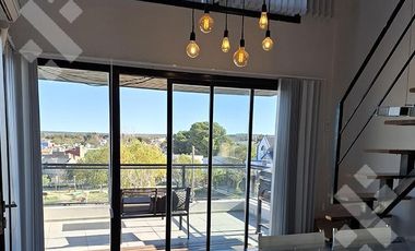 LOFT EN PA CON BALCÓN