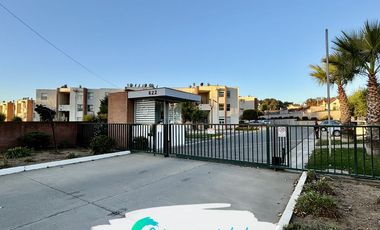 Depto En Condominio Regatas | 2d + 2b + Terraza + Piscinas