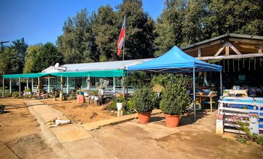casa con cabaña y buen terreno en Parral