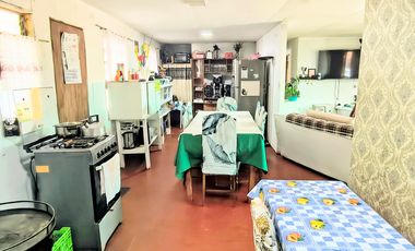 casa con cabaña y buen terreno en Parral