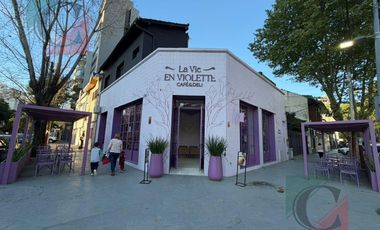vivienda con local comercial en excelente ubicación
