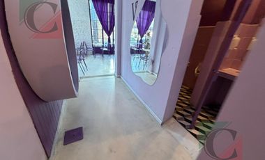 vivienda con local comercial en excelente ubicación
