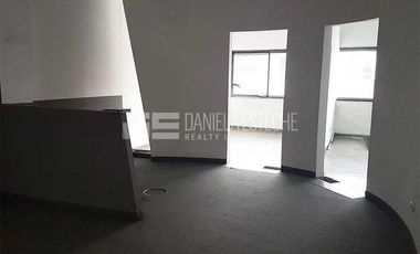 Daniela Esteche Realty & Home Oficina a la venta Office Park Plaza.