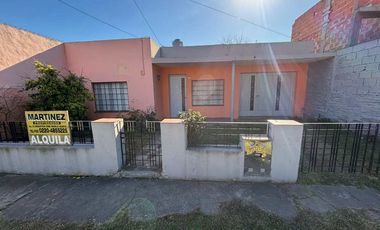 Casa en alquiler en Merlo Norte