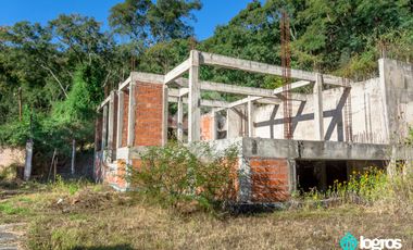 Importante terreno en venta c/ construcción a terminar en Tres Cerritos | Salta