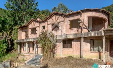 Importante terreno en venta c/ construcción a terminar en Tres Cerritos | Salta