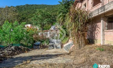 Importante terreno en venta c/ construcción a terminar en Tres Cerritos | Salta