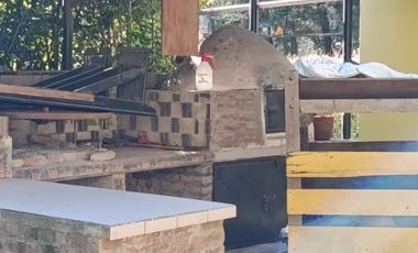 CASA QUINTA VENTA ALEJANDRO KORN PARQUE Y PILETA