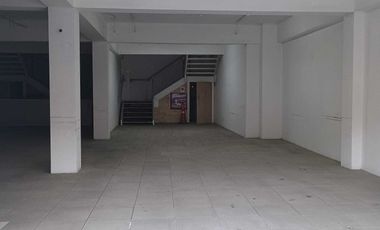 Local comercial en arriendo  en CURICÓ