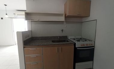 DEPARTAMENTO 2 AMBIENTES EN ALQUILER EN CASEROS CENTRO